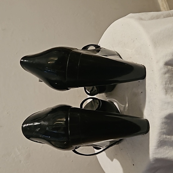 Black open toe, open wedge patent leather Via Spiga - Picture 3 of 5